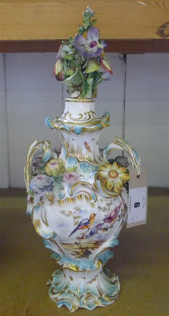 Porcelain Colbrookdale vase(-)